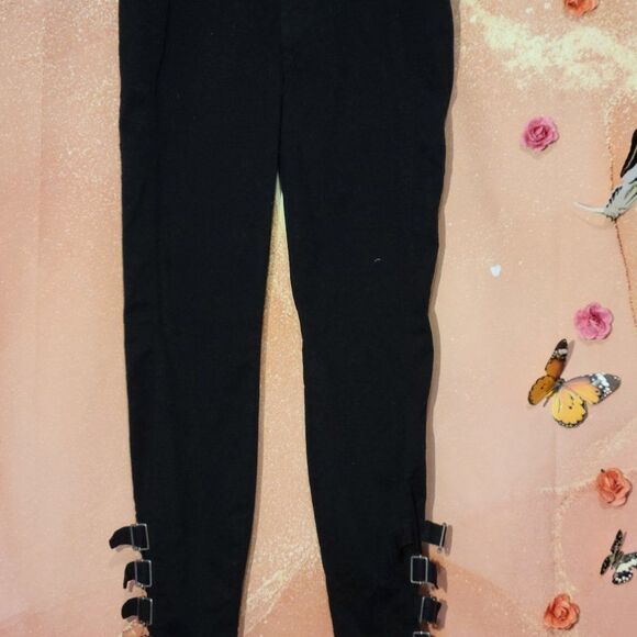 * * JBRAND BLACK BUCKLE JEANS Final Discount - Picture 1 of 13